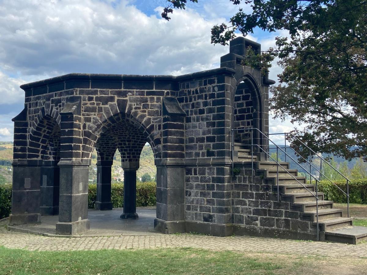 Ferienwohnung Auf Der Moselhoehe - Naehe Koblenz Und Cochem ディーブリヒ エクステリア 写真