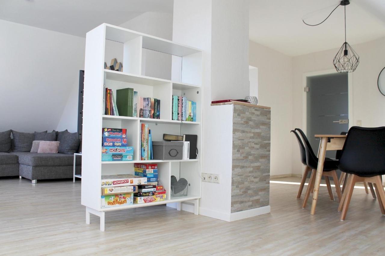 Ferienwohnung Auf Der Moselhoehe - Naehe Koblenz Und Cochem ディーブリヒ エクステリア 写真
