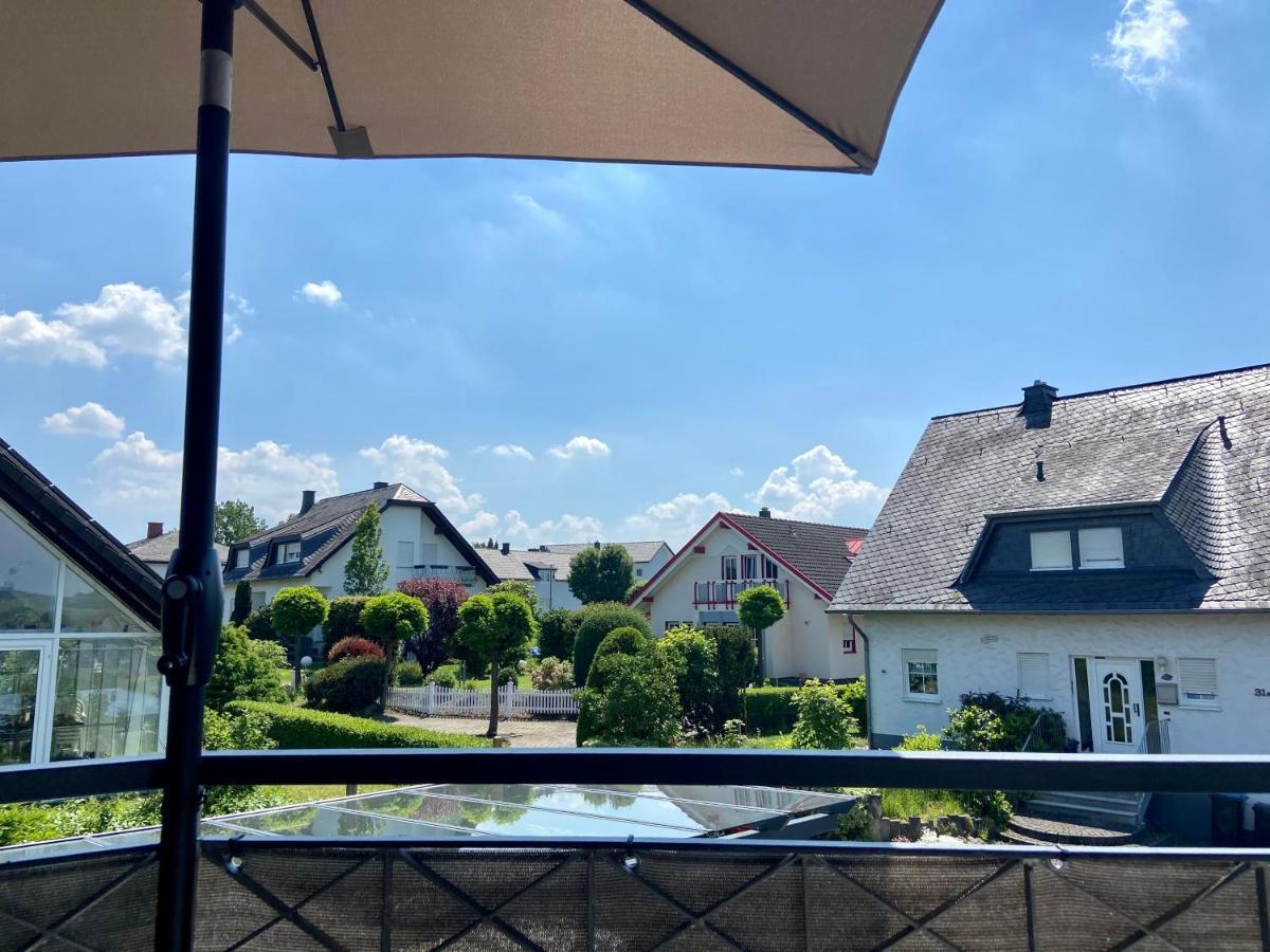 Ferienwohnung Auf Der Moselhoehe - Naehe Koblenz Und Cochem ディーブリヒ エクステリア 写真