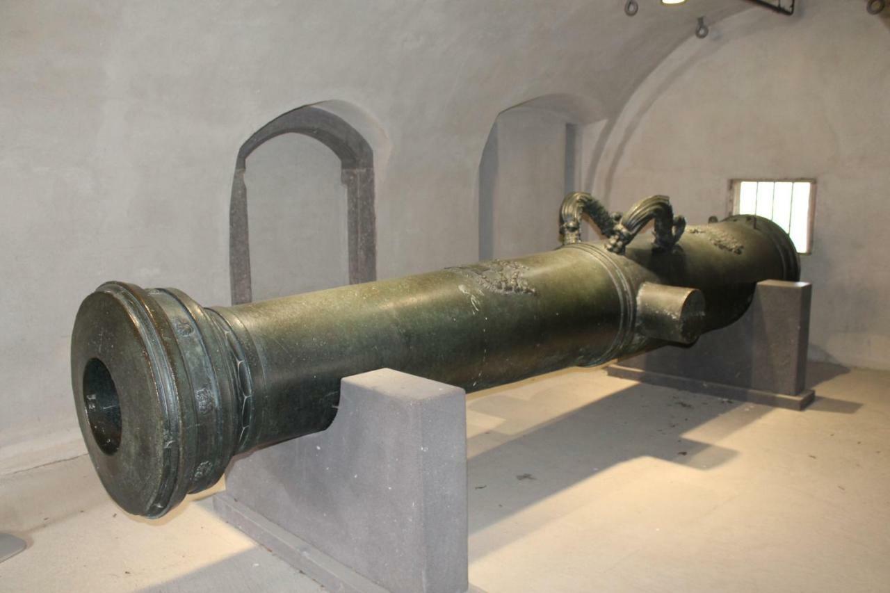 Ferienwohnung Auf Der Moselhoehe - Naehe Koblenz Und Cochem ディーブリヒ エクステリア 写真